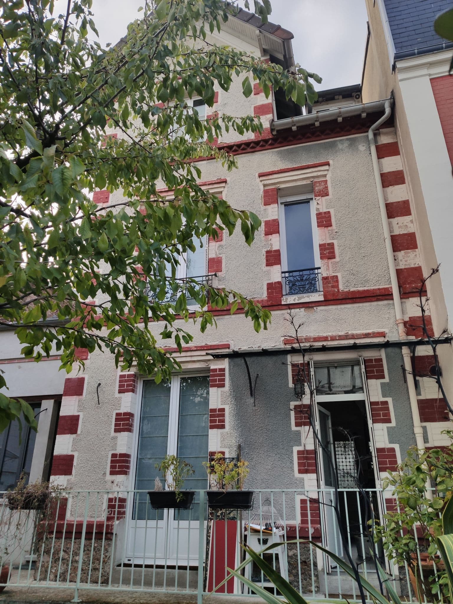 SURÉLÉVATION DE MAISON — Courbevoie — existant, vue 13