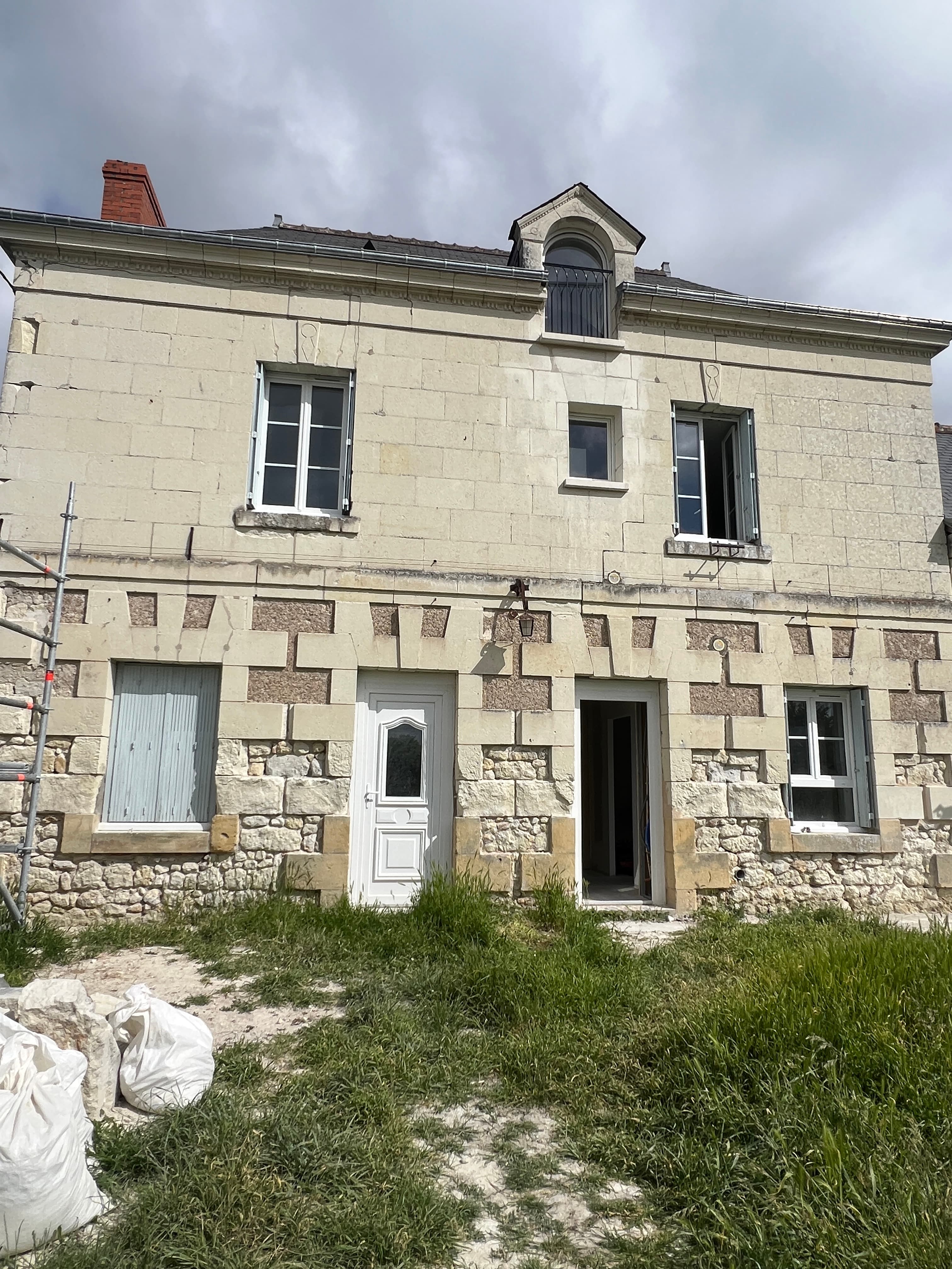RÉNOVATION DE MAISON — Bréhémont — existant, IMG 8993