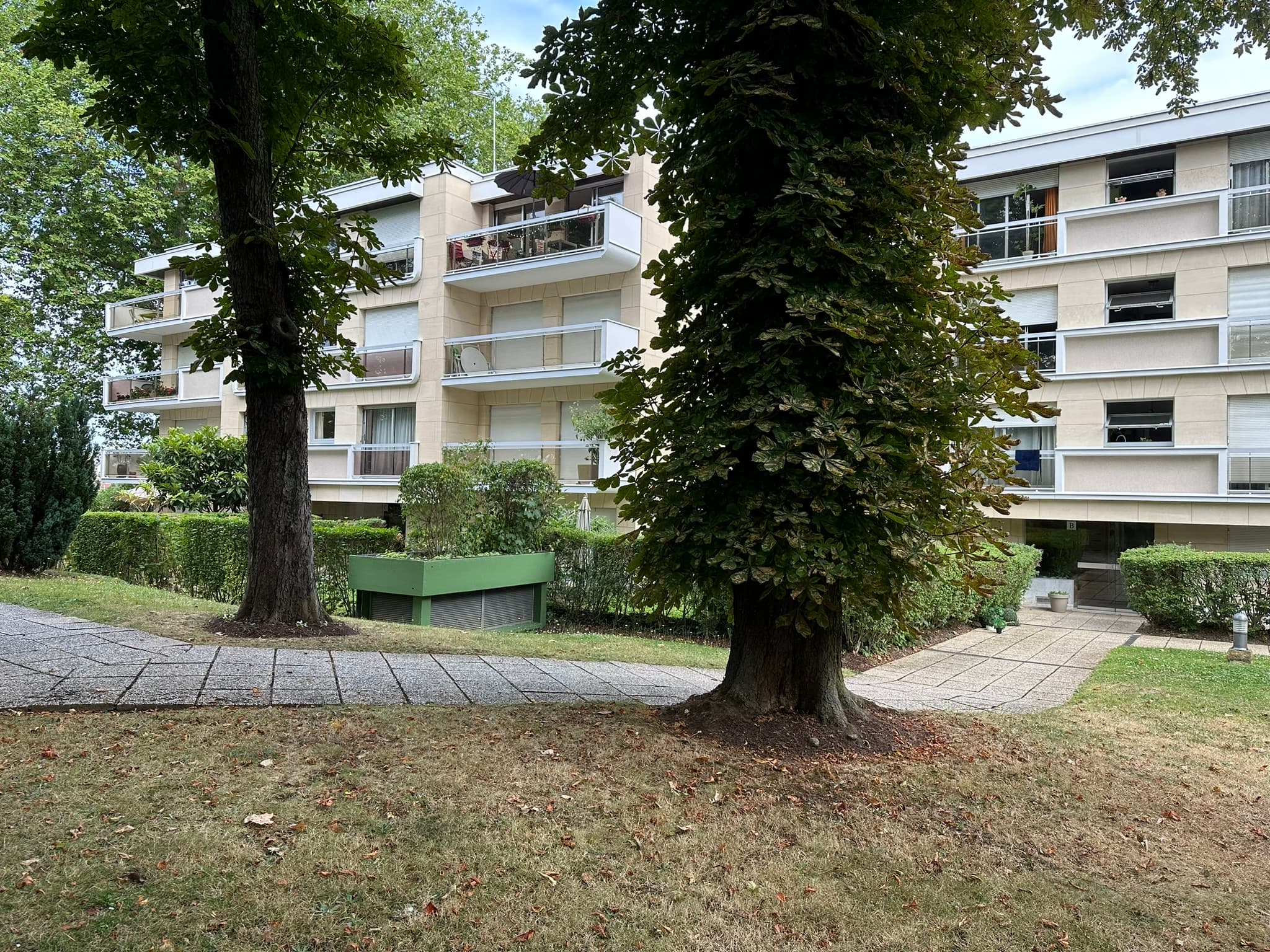 RAVALEMENT DE FAÇADES — Montmorency — projet, vue 2